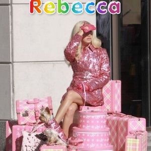 Meet your Posher, Rebecca